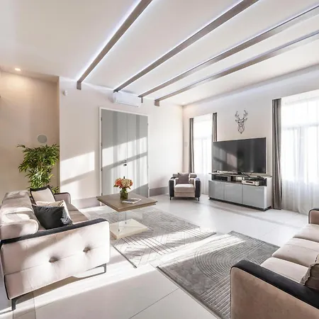 Luxurious High-End Grand Suite On The St Stephen Road Budapest Kültér fotó